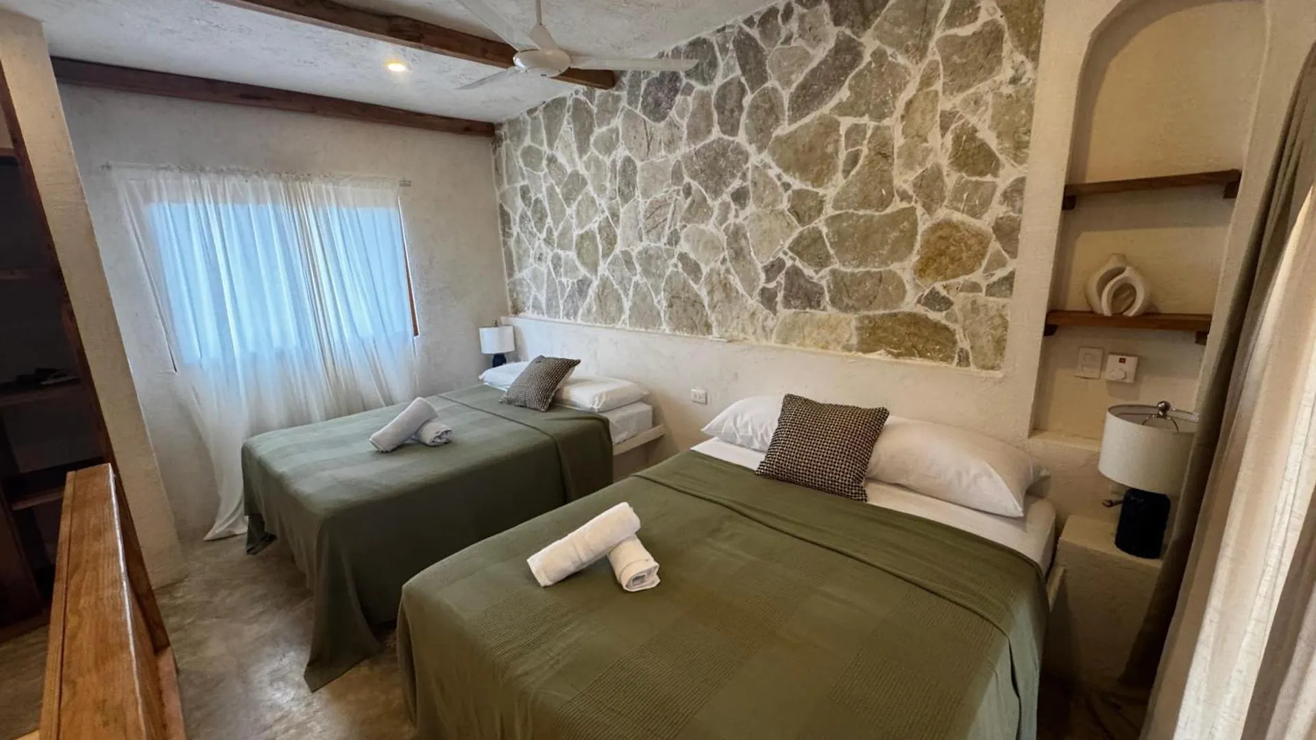 Hotel La Colmena RD Samaná